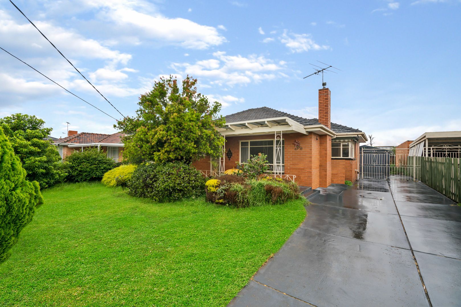 real estate agent Lalor